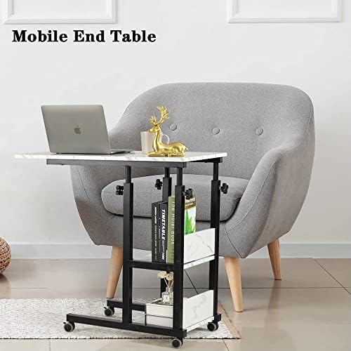 שולחן צד בצורת הדולצ ' ט מתכוונן, שולחן ג מתכוונן לגובה עם גלגלים ומדפי אחסון לכורסת מיטת ספה שיש לבן