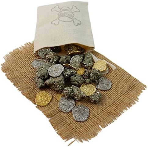 כיס שלל פיראטים אחד מלא מטבעות אוצר פיריט ומטפטות מתכת - העתקים של דובלון מזהב וכסף מבריק